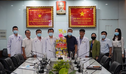 Bệnh viện Chợ Rẫy sẵn sàng hỗ trợ xét nghiệm COVID-19 cho thành phố khi cần - Ảnh 1. Bệnh viện Chợ Rẫy sẵn sàng hỗ trợ xét nghiệm COVID-19 cho thành phố khi cần - Ảnh 1.