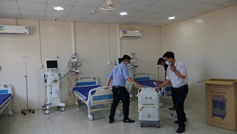 Bệnh viện dã chiến điều trị COVID-19 Gia Lai đón 8 bệnh nhân đầu tiên - Ảnh 1. Bệnh viện dã chiến điều trị COVID-19 Gia Lai đón 8 bệnh nhân đầu tiên - Ảnh 1.
