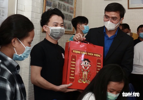 Trung ương Đoàn chúc Tết cán bộ, chiến sĩ phòng cháy chữa cháy - Ảnh 3. Trung ương Đoàn chúc Tết cán bộ, chiến sĩ phòng cháy chữa cháy - Ảnh 3.