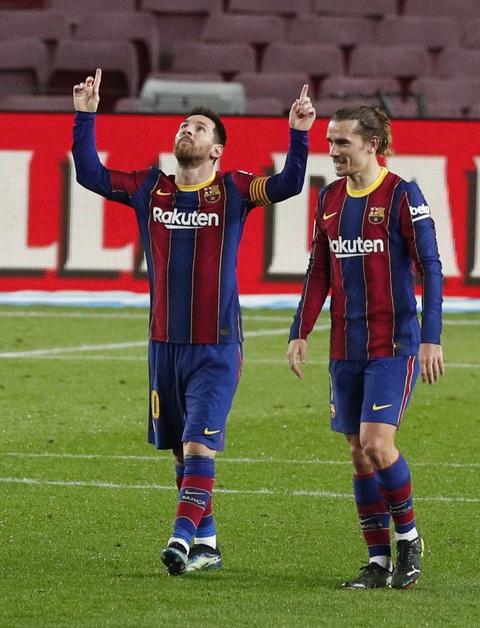 Hai lần sút xa ghi bàn đẹp mắt, Messi giúp Barca vùi dập Alaves - Ảnh 5. Hai lần sút xa ghi bàn đẹp mắt, Messi giúp Barca vùi dập Alaves - Ảnh 5.