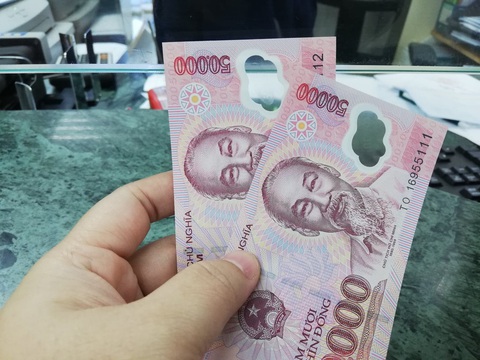 Ngân hàng đua lì xì khách hàng đầu năm, tội phạm lợi dụng tung chiêu lừa - Ảnh 1. Ngân hàng đua lì xì khách hàng đầu năm, tội phạm lợi dụng tung chiêu lừa - Ảnh 1.