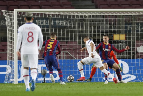 Mbappe lập hat-trick, PSG nhấn chìm Barca tại Nou Camp - Ảnh 2. Mbappe lập hat-trick, PSG nhấn chìm Barca tại Nou Camp - Ảnh 2.