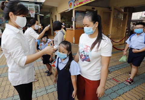 Xem xét không thu học phí học sinh, học viên ở vùng dịch bệnh, thiên tai - Ảnh 1. Xem xét không thu học phí học sinh, học viên ở vùng dịch bệnh, thiên tai - Ảnh 1.