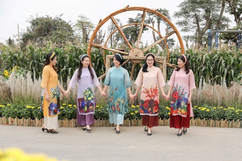 Du xuân an toàn tại Đường hoa Home Hanoi Xuân - Ảnh 3. Du xuân an toàn tại Đường hoa Home Hanoi Xuân - Ảnh 3.