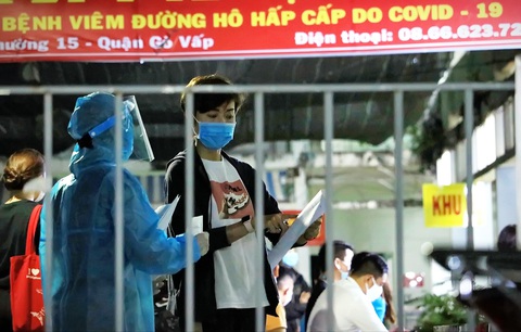 TP.HCM tung chiến lược mới chống dịch: Mở rộng lấy mẫu xét nghiệm ngẫu nhiên - Ảnh 4. TP.HCM tung chiến lược mới chống dịch: Mở rộng lấy mẫu xét nghiệm ngẫu nhiên - Ảnh 4.