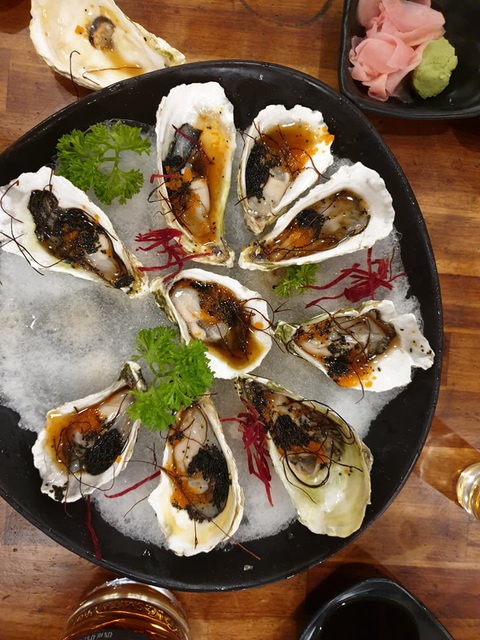 Đầu năm ăn hàu cho sung để cả năm được sướng - Ảnh 3. Đầu năm ăn hàu cho sung để cả năm được sướng - Ảnh 3.