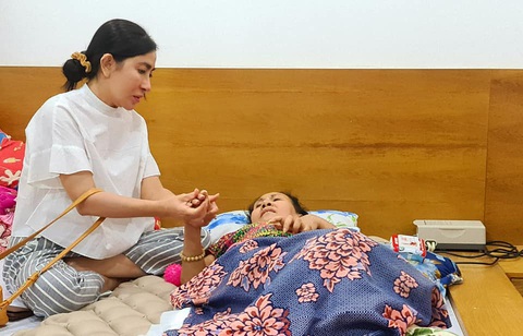 Nhạc sĩ Nguyễn Văn Chung kêu gọi được 90 triệu đồng ủng hộ nghệ sĩ Hoàng Lan - Ảnh 2. Nhạc sĩ Nguyễn Văn Chung kêu gọi được 90 triệu đồng ủng hộ nghệ sĩ Hoàng Lan - Ảnh 2.