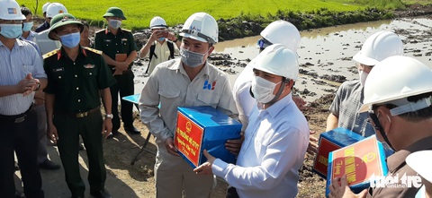 Bà con ĐBSCL rất mong mỏi tới năm 2022 sẽ thông tuyến cao tốc này - Ảnh 2. Bà con ĐBSCL rất mong mỏi tới năm 2022 sẽ thông tuyến cao tốc này - Ảnh 2.