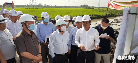 Bà con ĐBSCL rất mong mỏi tới năm 2022 sẽ thông tuyến cao tốc này - Ảnh 1. Bà con ĐBSCL rất mong mỏi tới năm 2022 sẽ thông tuyến cao tốc này - Ảnh 1.