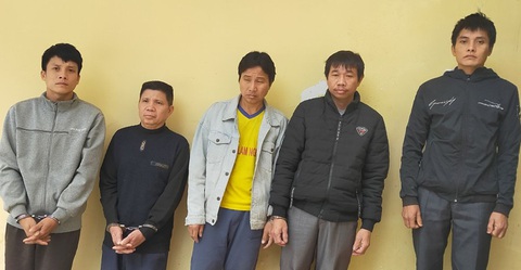 Công an vào rừng truy vết, bắt ngoạn mục nhóm trộm trâu, bò bán cho quán nhậu - Ảnh 1. Công an vào rừng truy vết, bắt ngoạn mục nhóm trộm trâu, bò bán cho quán nhậu - Ảnh 1.