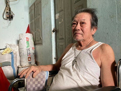 Thăm tay trống Nguyễn Trung Vinh của Phượng Hoàng ở nhà trọ 1,3 triệu đồng - Ảnh 2. Thăm tay trống Nguyễn Trung Vinh của Phượng Hoàng ở nhà trọ 1,3 triệu đồng - Ảnh 2.
