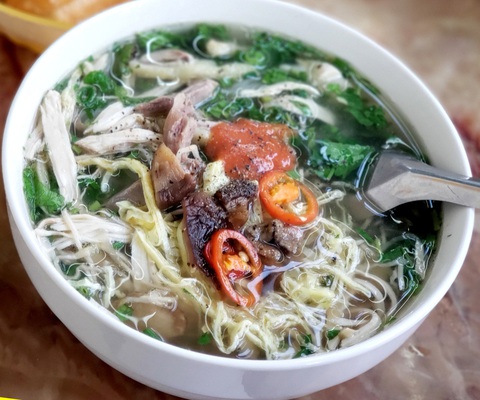 Bún thang ngày Tết: chuẩn bị 3 ngày, ăn chỉ trong 3 nốt nhạc - Ảnh 1. Bún thang ngày Tết: chuẩn bị 3 ngày, ăn chỉ trong 3 nốt nhạc - Ảnh 1.