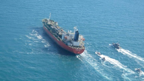 Iran thả tất cả thuyền viên tàu dầu Hàn Quốc, giữ lại thuyền trưởng - Ảnh 1. Iran thả tất cả thuyền viên tàu dầu Hàn Quốc, giữ lại thuyền trưởng - Ảnh 1.
