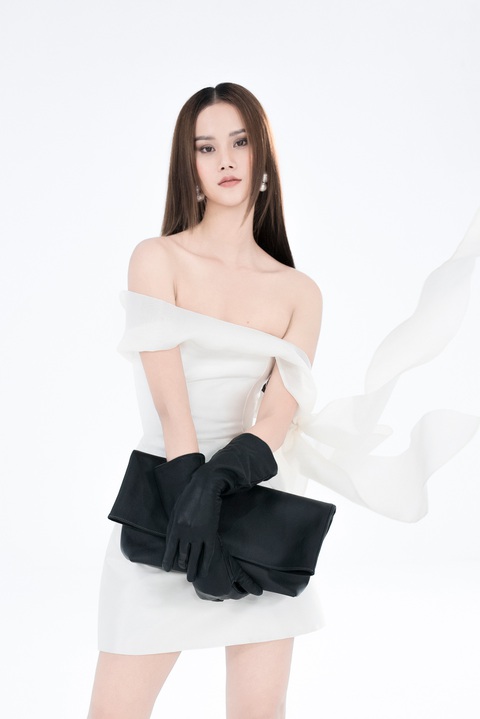 Trần Hùng công bố bộ sưu tập ấn tượng La Muse đến London Fashion Week - Ảnh 10. Trần Hùng công bố bộ sưu tập ấn tượng La Muse đến London Fashion Week - Ảnh 10.