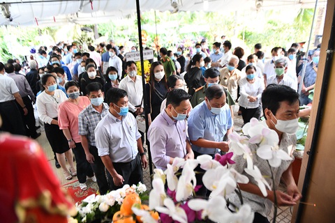 Người chỉ đạo xử lý những đại án bằng bàn tay sạch - Ảnh 2. Người chỉ đạo xử lý những đại án bằng bàn tay sạch - Ảnh 2.