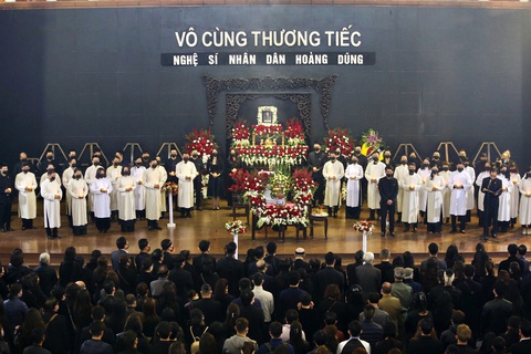 Tiếng đàn vùng Mê Thảo được tái hiện trong lễ tang NSND Hoàng Dũng - Ảnh 4. Tiếng đàn vùng Mê Thảo được tái hiện trong lễ tang NSND Hoàng Dũng - Ảnh 4.
