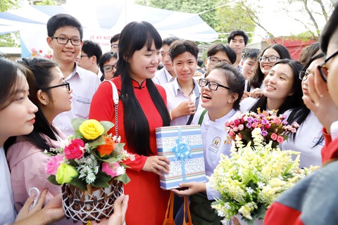 Đổi mới giáo dục: phải tạo động lực cho giáo viên - Ảnh 1. Đổi mới giáo dục: phải tạo động lực cho giáo viên - Ảnh 1.