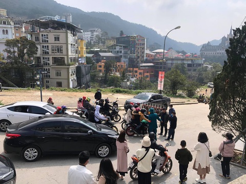 Nam du khách tử vong ở khách sạn, Tam Đảo tạm thời nội bất xuất, ngoại bất nhập - Ảnh 1. Nam du khách tử vong ở khách sạn, Tam Đảo tạm thời nội bất xuất, ngoại bất nhập - Ảnh 1.