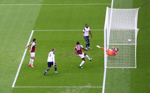 Gareth Bale đá hay, Tottenham vẫn thua - Ảnh 2. Gareth Bale đá hay, Tottenham vẫn thua - Ảnh 2.
