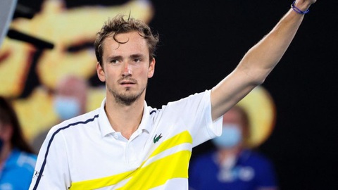 Thắng nhanh Medvedev, Djokovic lần thứ 18 vô địch Grand Slam - Ảnh 2. Thắng nhanh Medvedev, Djokovic lần thứ 18 vô địch Grand Slam - Ảnh 2.