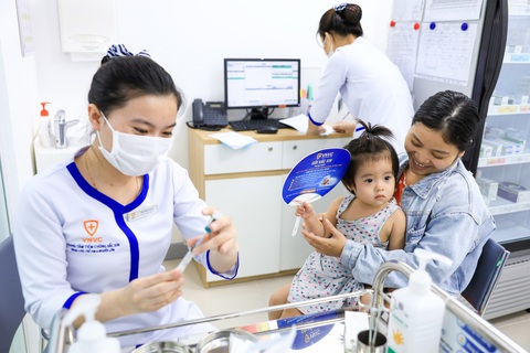 Sẵn sàng các điều kiện nhập vắc xin COVID-19 cần bảo quản âm sâu - Ảnh 2. Sẵn sàng các điều kiện nhập vắc xin COVID-19 cần bảo quản âm sâu - Ảnh 2.