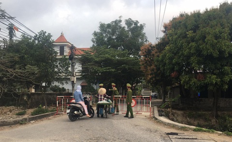 Xuất hiện ca mắc mới COVID-19, Hải Phòng phong tỏa 1 bệnh viện, 1 xã - Ảnh 2. Xuất hiện ca mắc mới COVID-19, Hải Phòng phong tỏa 1 bệnh viện, 1 xã - Ảnh 2.