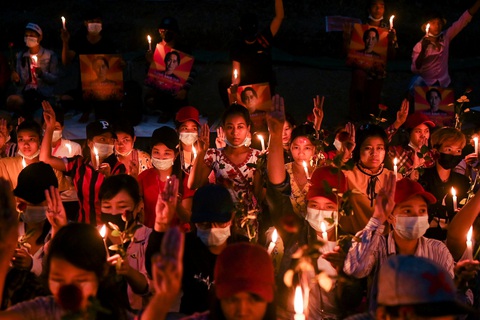 4 người biểu tình chết, quân đội Myanmar dọa còn thêm nhiều người chết nữa - Ảnh 1. 4 người biểu tình chết, quân đội Myanmar dọa còn thêm nhiều người chết nữa - Ảnh 1.