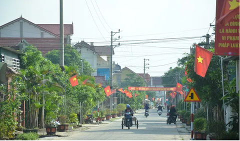 Người thân ngóng tin hai thuyền viên Hà Tĩnh mất tích trên biển Hàn Quốc - Ảnh 1. Người thân ngóng tin hai thuyền viên Hà Tĩnh mất tích trên biển Hàn Quốc - Ảnh 1.