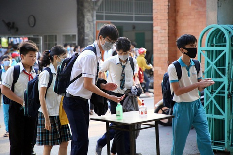 Trẻ em, học sinh Đồng Nai trở lại trường từ 1-3 - Ảnh 1. Trẻ em, học sinh Đồng Nai trở lại trường từ 1-3 - Ảnh 1.