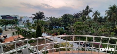 Quá mê du thuyền, nông dân miền Tây chi 5 tỉ đồng xây ‘nhà du thuyền’ độc đáo - Ảnh 8. Quá mê du thuyền, nông dân miền Tây chi 5 tỉ đồng xây ‘nhà du thuyền’ độc đáo - Ảnh 8.
