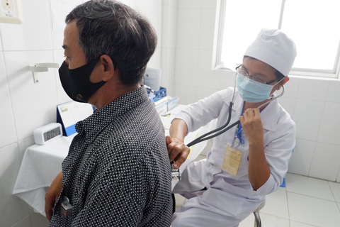 Sáng nay 26-2, bắt đầu tiêm thử nghiệm vắc xin ngừa COVID-19 Nanocovax giai đoạn 2 - Ảnh 7. Sáng nay 26-2, bắt đầu tiêm thử nghiệm vắc xin ngừa COVID-19 Nanocovax giai đoạn 2 - Ảnh 7.