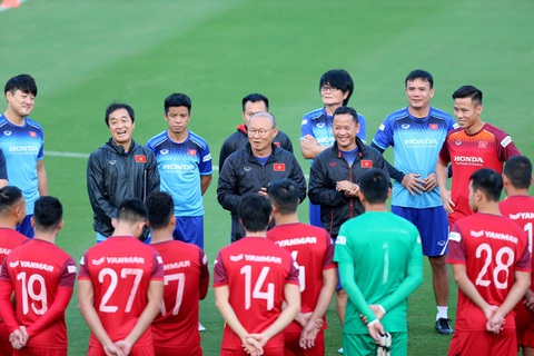 Đội tuyển Việt Nam chuẩn bị vòng loại World Cup 2022: Mong V-League sớm trở lại - Ảnh 1. Đội tuyển Việt Nam chuẩn bị vòng loại World Cup 2022: Mong V-League sớm trở lại - Ảnh 1.