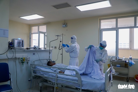 Học sinh lớp 1 viết thư mong mẹ đánh chết COVID để gia đình mình được bên nhau - Ảnh 3. Học sinh lớp 1 viết thư mong mẹ đánh chết COVID để gia đình mình được bên nhau - Ảnh 3.
