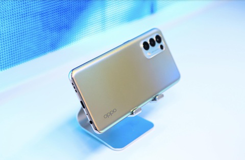 OPPO ra mắt thêm Reno5 5G tại Việt Nam với giá dễ tiếp cận hơn flagship - Ảnh 1. OPPO ra mắt thêm Reno5 5G tại Việt Nam với giá dễ tiếp cận hơn flagship - Ảnh 1.