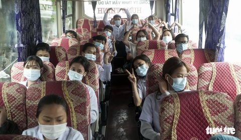 Sinh viên trường y vào tâm dịch: Nhà trường kêu gọi, cả lớp tức tốc về ngay - Ảnh 8. Sinh viên trường y vào tâm dịch: Nhà trường kêu gọi, cả lớp tức tốc về ngay - Ảnh 8.