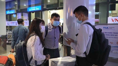 Bệnh viện Chợ Rẫy và Viện Pasteur TP.HCM lên đường hỗ trợ Gia Lai chống dịch - Ảnh 3. Bệnh viện Chợ Rẫy và Viện Pasteur TP.HCM lên đường hỗ trợ Gia Lai chống dịch - Ảnh 3.
