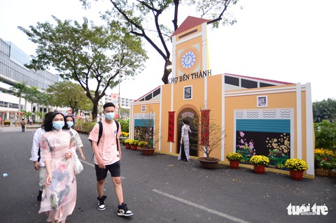 Hội hoa xuân Phú Mỹ Hưng 2021 giảm quy mô để phòng dịch COVID-19 - Ảnh 8. Hội hoa xuân Phú Mỹ Hưng 2021 giảm quy mô để phòng dịch COVID-19 - Ảnh 8.