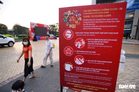 Hội hoa xuân Phú Mỹ Hưng 2021 giảm quy mô để phòng dịch COVID-19 - Ảnh 2. Hội hoa xuân Phú Mỹ Hưng 2021 giảm quy mô để phòng dịch COVID-19 - Ảnh 2.