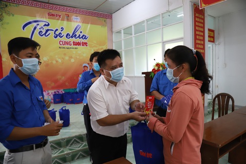 Tết này tui vui nhứt là có 400.000 đồng để mua hơn 20 vịt con - Ảnh 1. Tết này tui vui nhứt là có 400.000 đồng để mua hơn 20 vịt con - Ảnh 1.