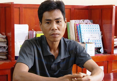 Dùng gậy đánh người tàn tật ngồi xe lăn cướp hơn 180 tờ vé số - Ảnh 1. Dùng gậy đánh người tàn tật ngồi xe lăn cướp hơn 180 tờ vé số - Ảnh 1.