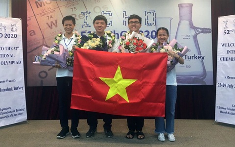 Cô gái vàng của năm 2020 - Ảnh 3. Cô gái vàng của năm 2020 - Ảnh 3.