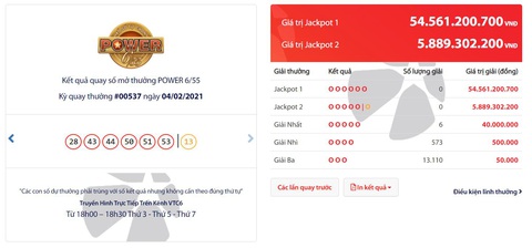 Tết là thời điểm khá nhộn nhịp với điểm bán vé số - Ảnh 1. Tết là thời điểm khá nhộn nhịp với điểm bán vé số - Ảnh 1.
