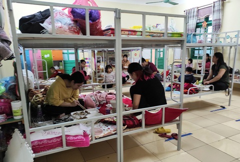 Tình hình Covid-19 phức tạp, Bộ trưởng Nguyễn Văn Thể ra bến xe kiểm tra - Ảnh 3. Tình hình Covid-19 phức tạp, Bộ trưởng Nguyễn Văn Thể ra bến xe kiểm tra - Ảnh 3.