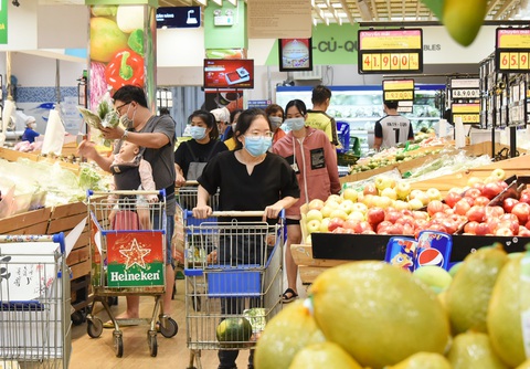 Sức mua tăng, khuyến mãi đậm tại siêu thị - Ảnh 1. Sức mua tăng, khuyến mãi đậm tại siêu thị - Ảnh 1.