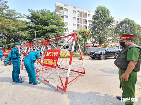 NÓNG: Bình Dương thêm 1 ca COVID-19, phong tỏa khu chung cư giáp TP.HCM - Ảnh 1. NÓNG: Bình Dương thêm 1 ca COVID-19, phong tỏa khu chung cư giáp TP.HCM - Ảnh 1.