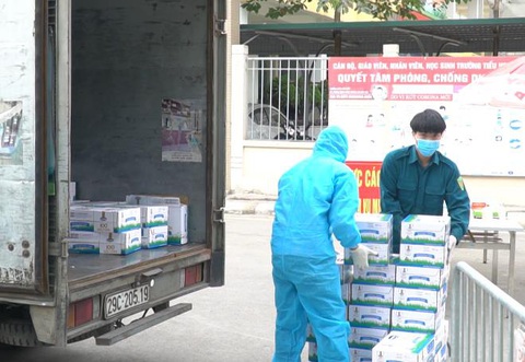 Vinamilk hỗ trợ 45.000 hộp sữa cho hơn 800 trẻ em cách ly - Ảnh 1. Vinamilk hỗ trợ 45.000 hộp sữa cho hơn 800 trẻ em cách ly - Ảnh 1.