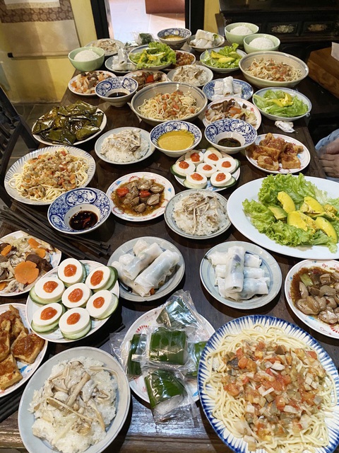 Tết người Huế: Lộng lẫy hương xưa một thời - Ảnh 1. Tết người Huế: Lộng lẫy hương xưa một thời - Ảnh 1.