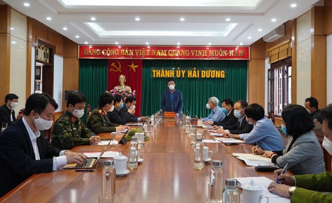 Phạt cặp vợ chồng F1 không khai báo y tế ở Hải Dương 20 triệu đồng - Ảnh 1. Phạt cặp vợ chồng F1 không khai báo y tế ở Hải Dương 20 triệu đồng - Ảnh 1.