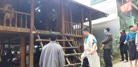 Thiếu tá công an hi sinh khi đánh án ma túy ở Mường Lát - Ảnh 1. Thiếu tá công an hi sinh khi đánh án ma túy ở Mường Lát - Ảnh 1.