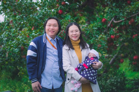 vo chong khue va con gai dau long vo chong khue va con gai dau long